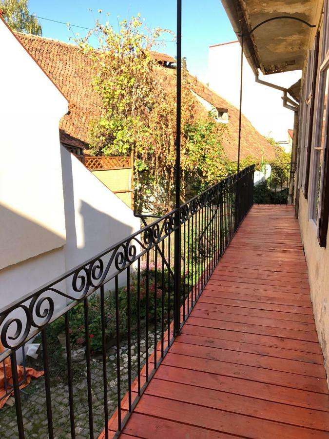 Old Historical Centre Apartment Brasov Exterior photo