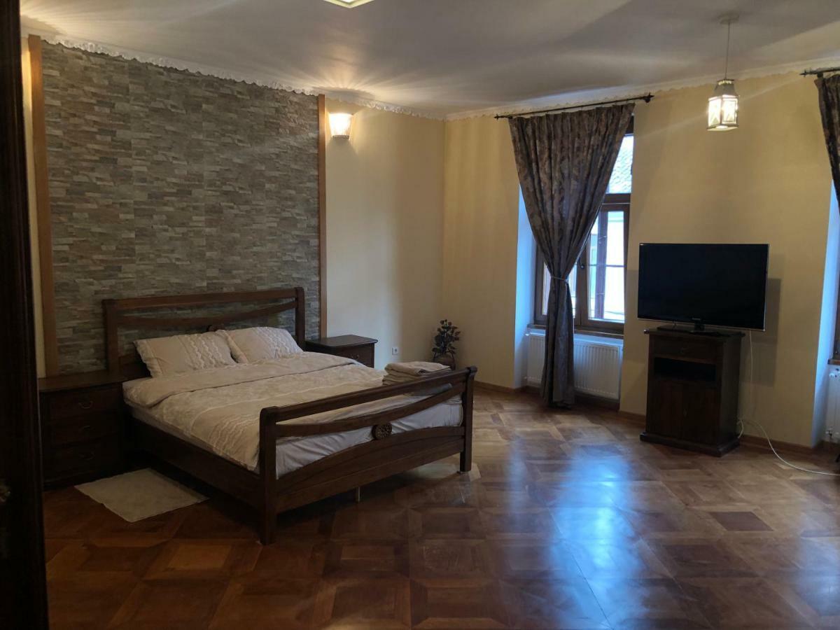 Old Historical Centre Apartment Brasov Exterior photo